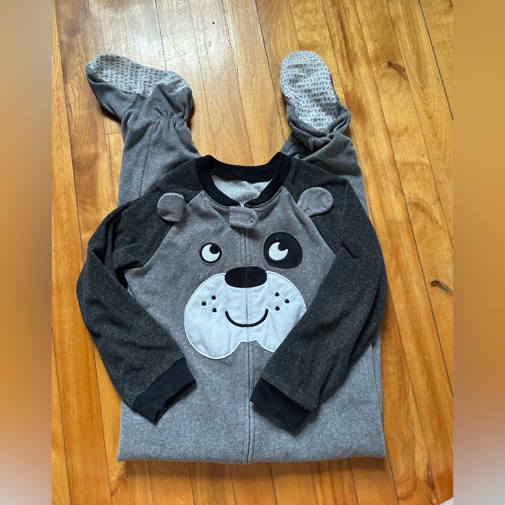 Carter’s fleece footed pajamas 5T